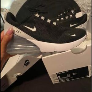 Nike Air Max 270’s (please read description)